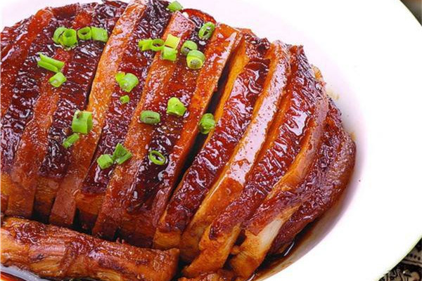 Lipu Taro Braised Pork